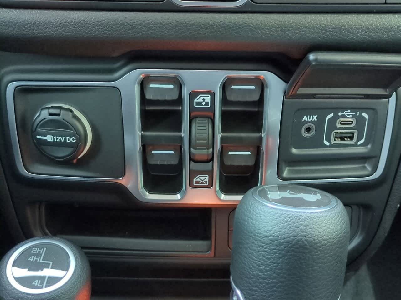 Thumbnail: 2026 Jeep Wrangler - 31