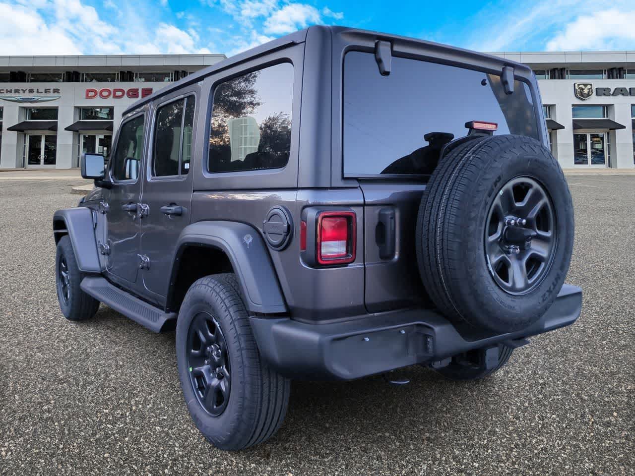 Thumbnail: 2026 Jeep Wrangler - 6