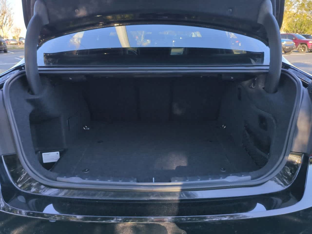 Thumbnail: 2018 BMW 3 Series - 36