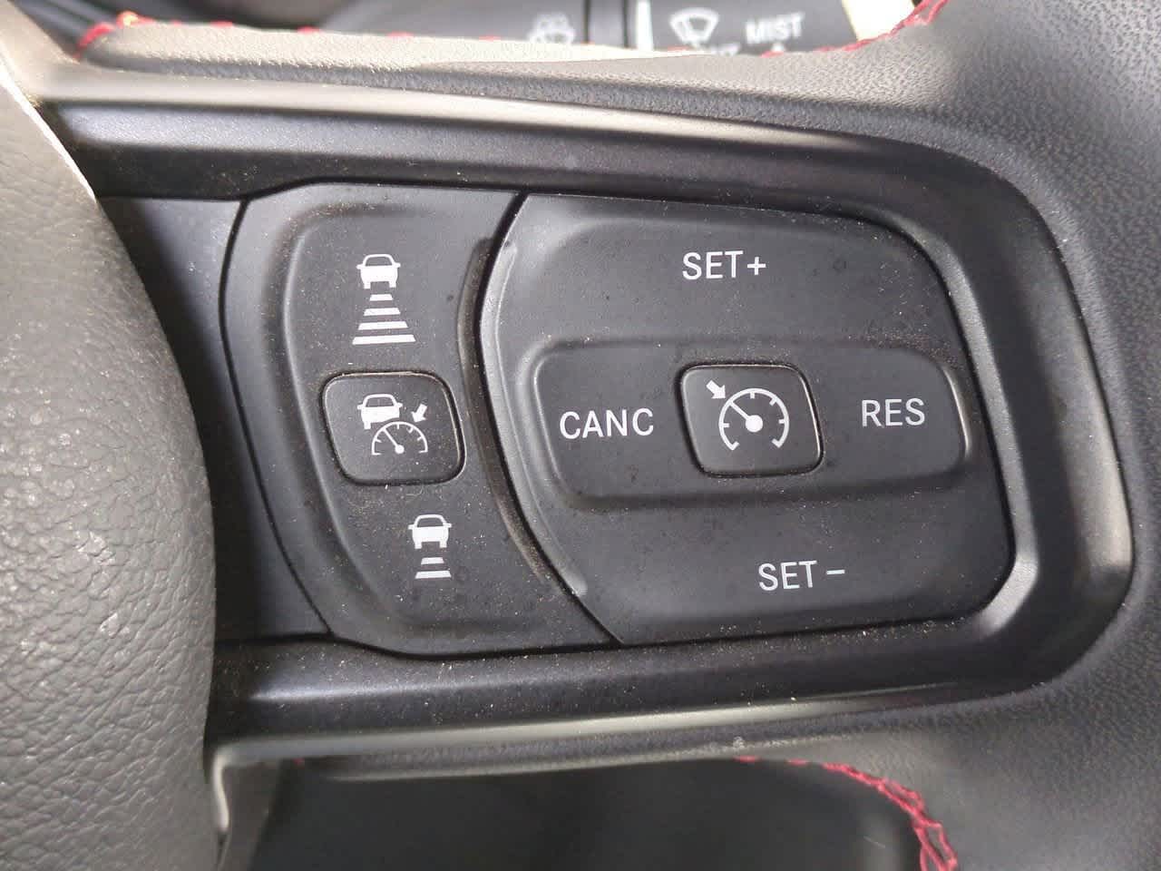 Thumbnail: 2024 Jeep Gladiator - 25