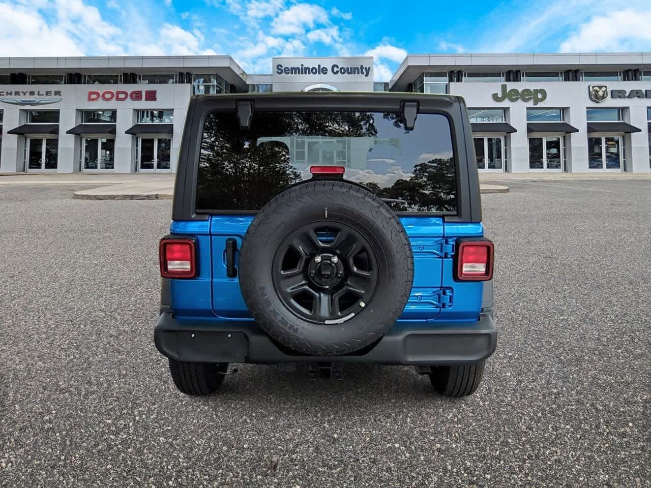 Thumbnail: 2025 Jeep Wrangler - 7