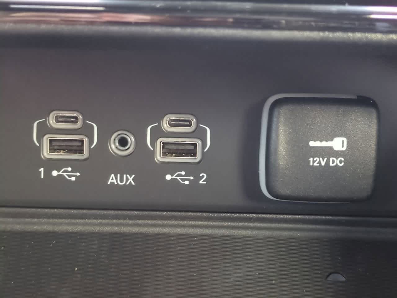 Thumbnail: 2025 Jeep Grand Cherokee L - 32