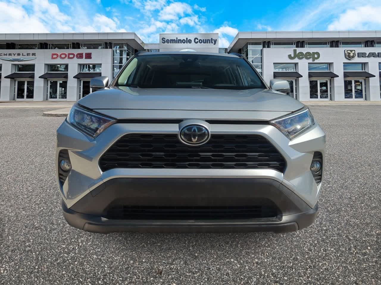 Thumbnail: 2019 Toyota RAV4 - 3