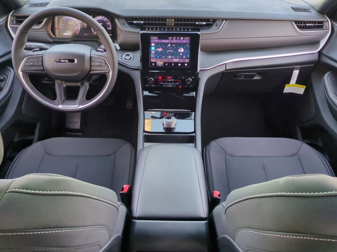 Thumbnail: 2025 Jeep Grand Cherokee L - 15