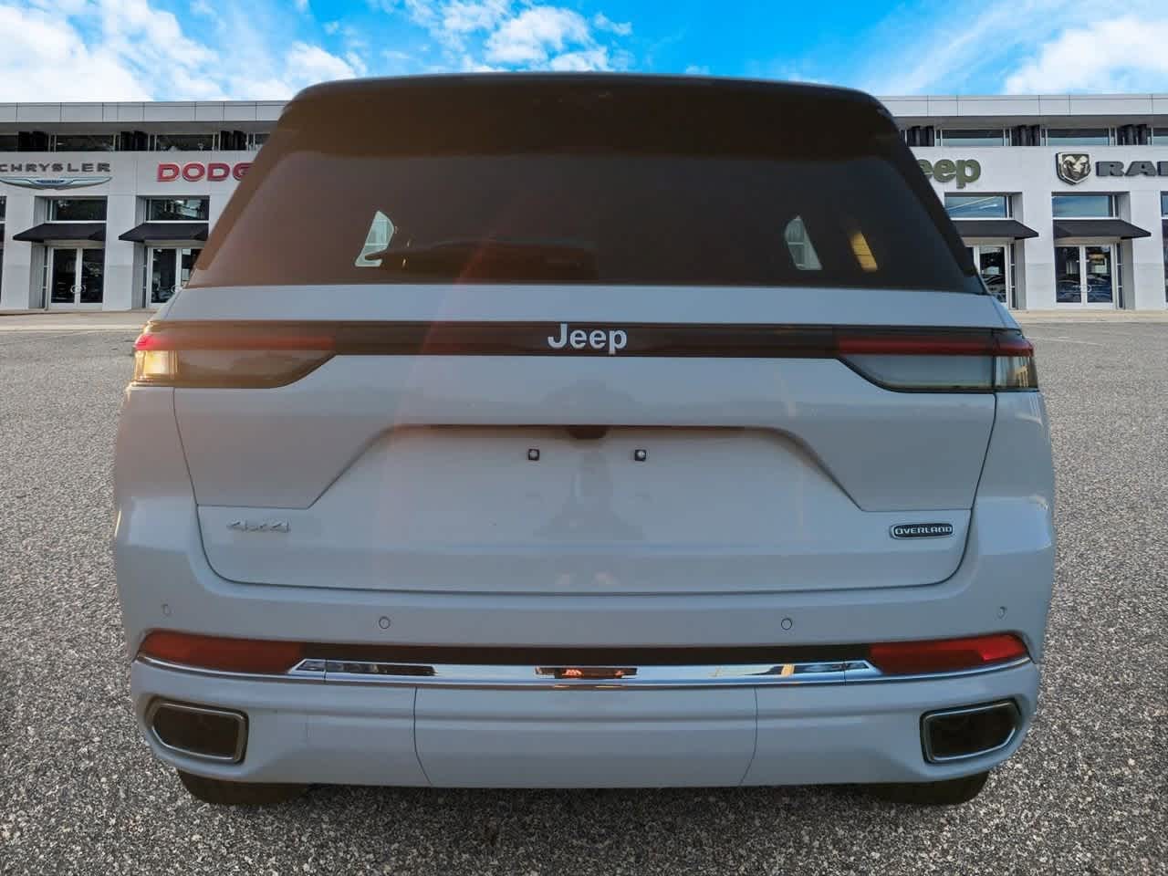 Thumbnail: 2025 Jeep Grand Cherokee - 7