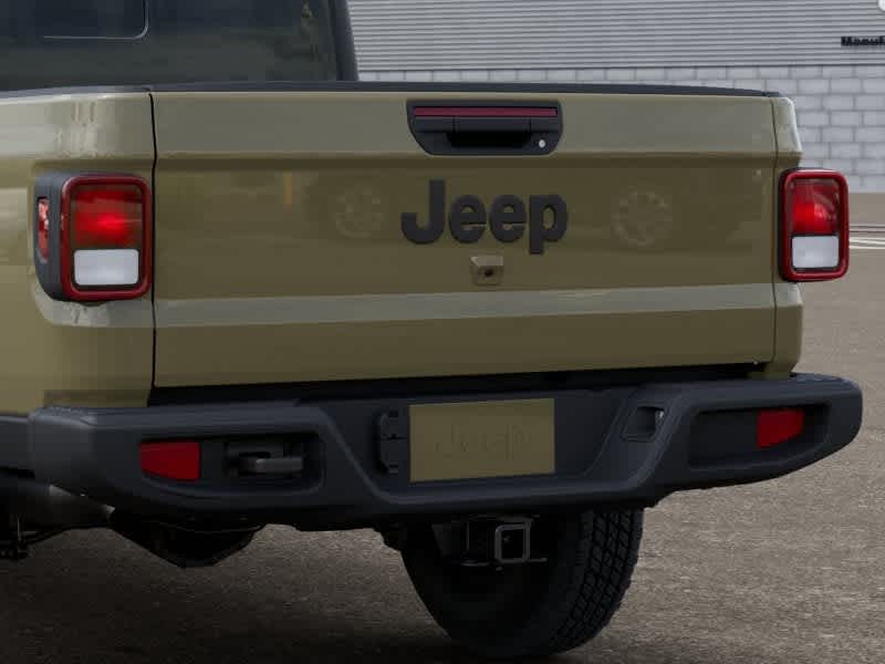 Thumbnail: 2026 Jeep Gladiator - 13