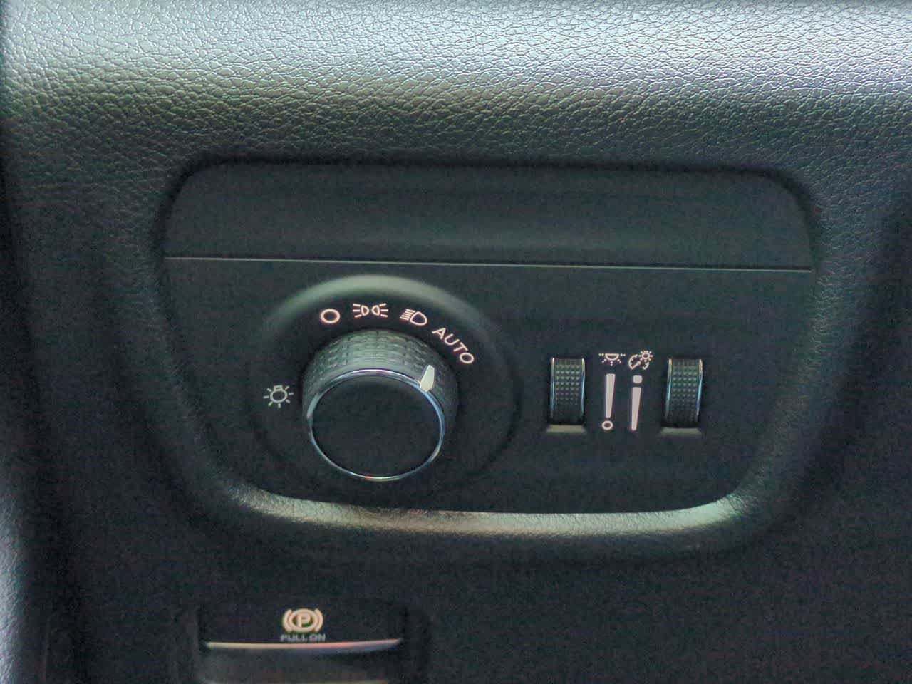 Thumbnail: 2025 Jeep Grand Cherokee - 17