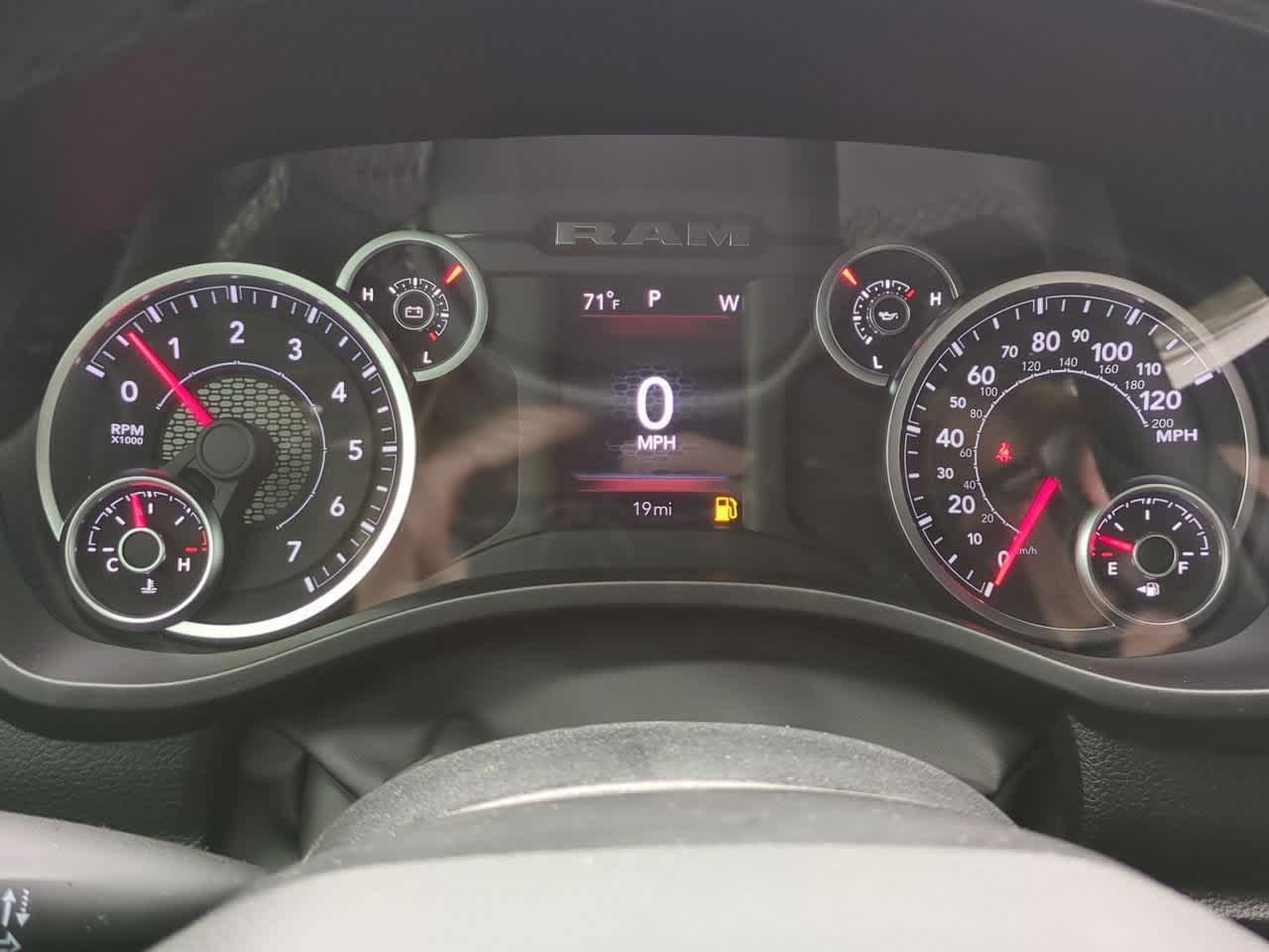 Thumbnail: 2026 RAM 1500 - 32