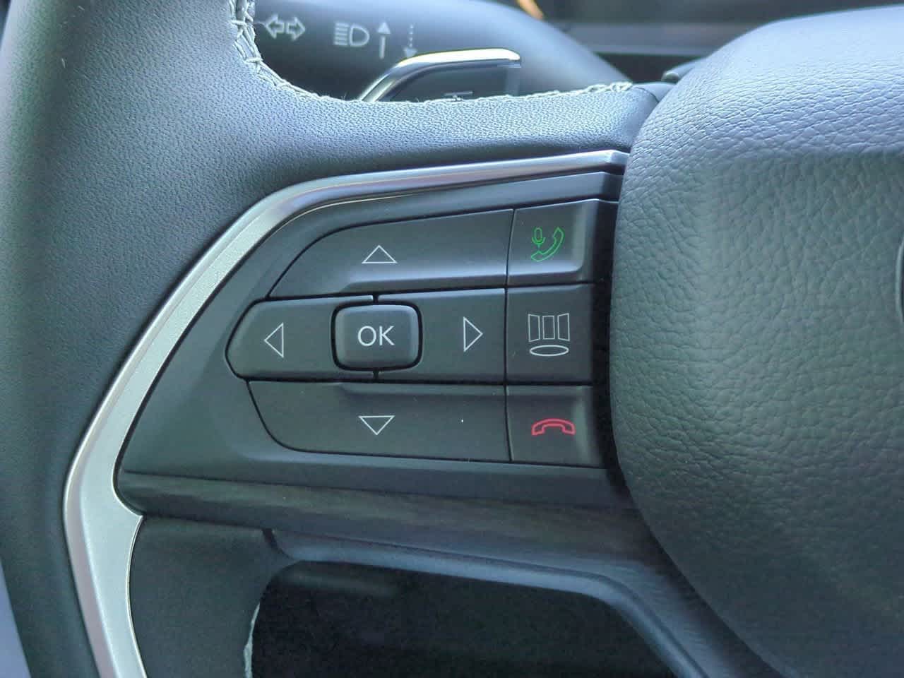 Thumbnail: 2025 Jeep Grand Cherokee - 24