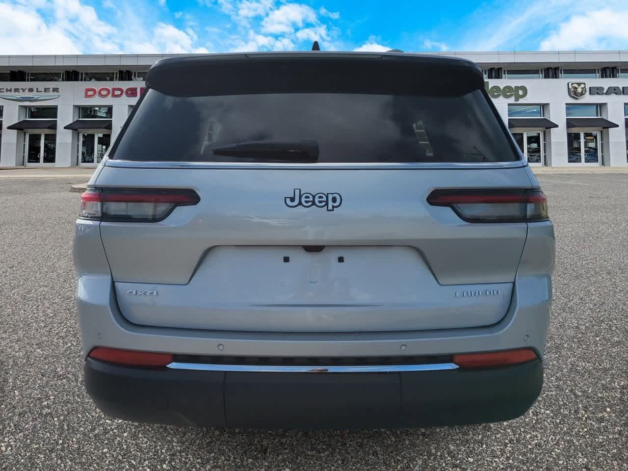 Thumbnail: 2025 Jeep Grand Cherokee L - 7