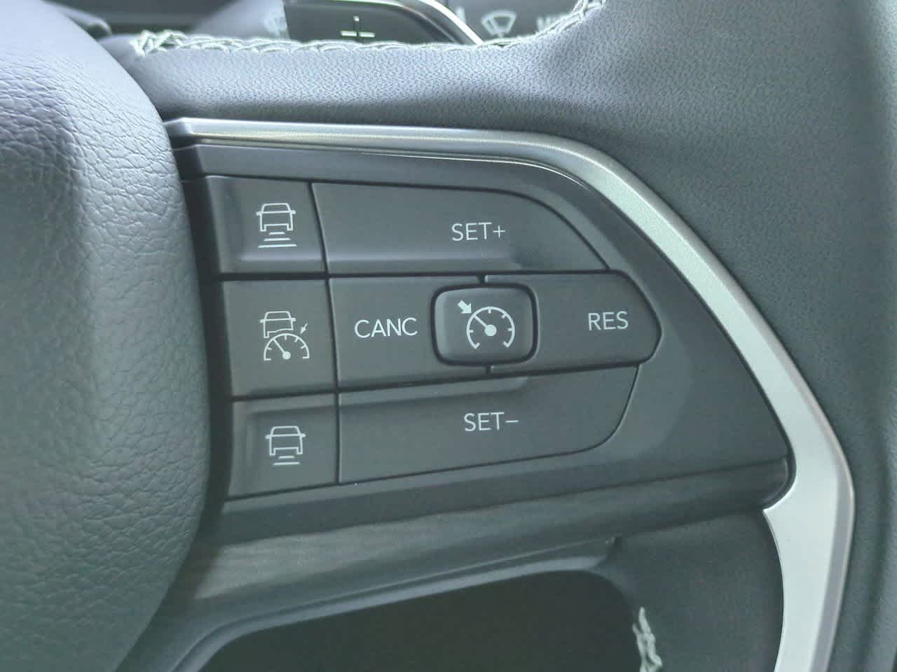 Thumbnail: 2025 Jeep Grand Cherokee - 26