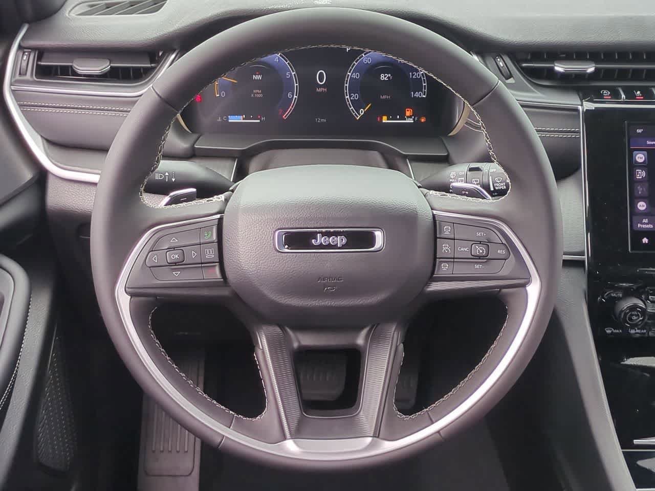 Thumbnail: 2026 Jeep Grand Cherokee - 23