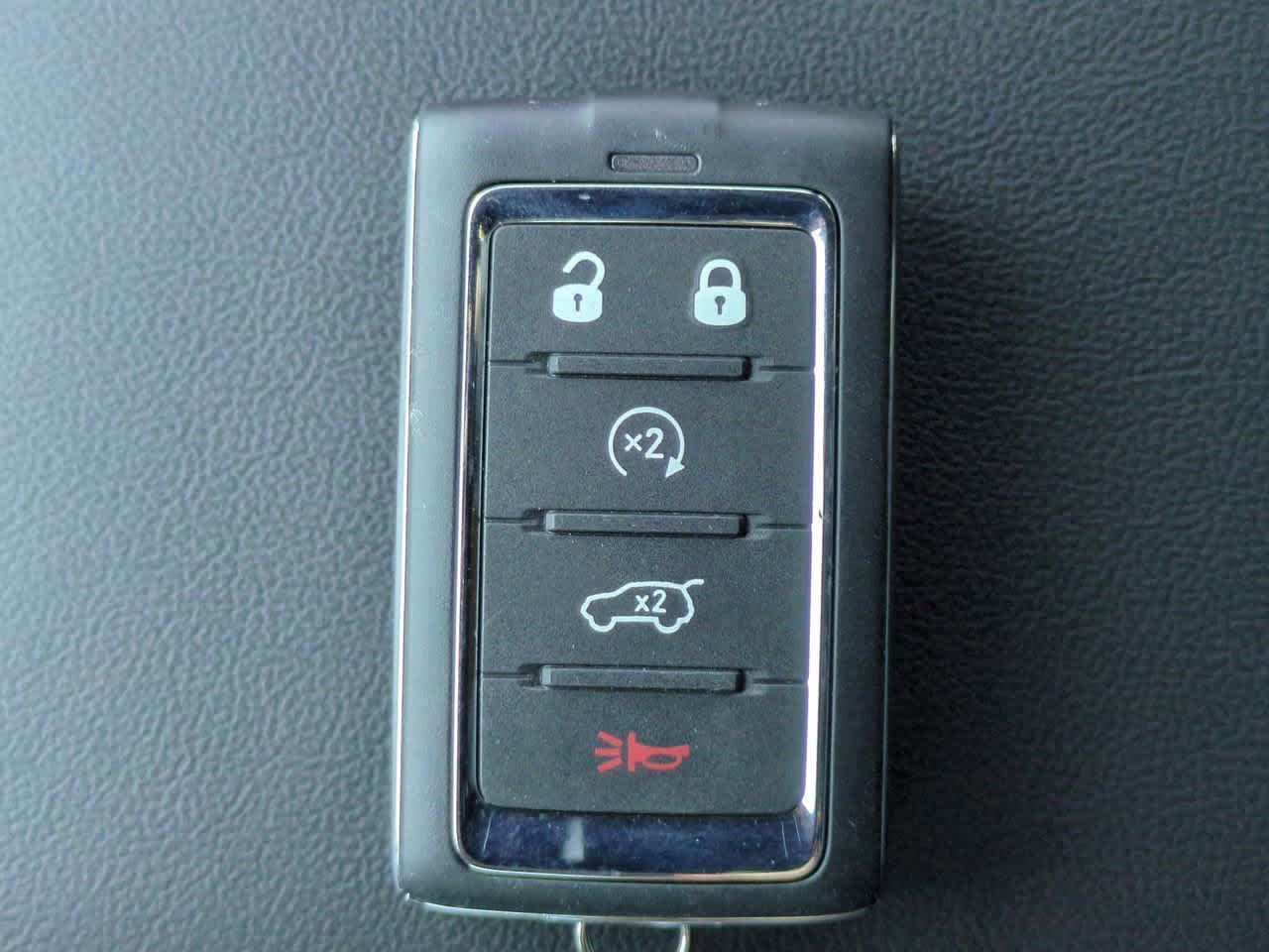 Thumbnail: 2025 Jeep Grand Cherokee - 36