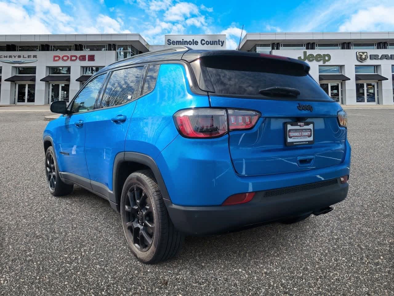 Thumbnail: 2022 Jeep Compass - 6