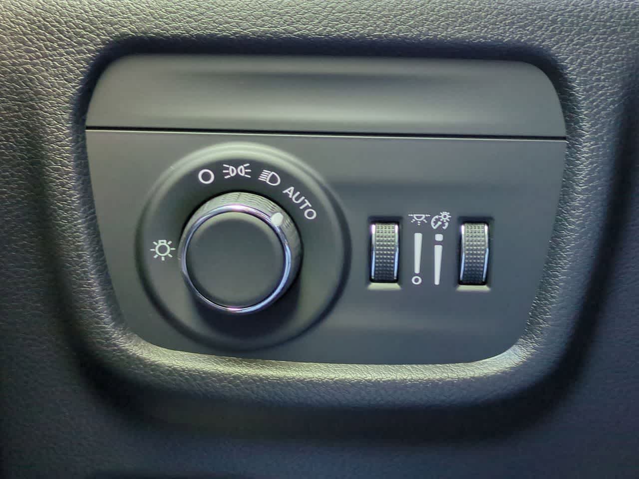 Thumbnail: 2025 Jeep Grand Cherokee - 18