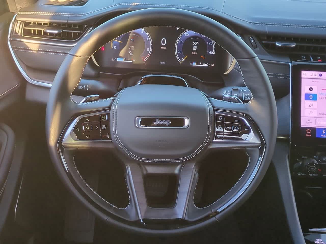 Thumbnail: 2025 Jeep Grand Cherokee - 24