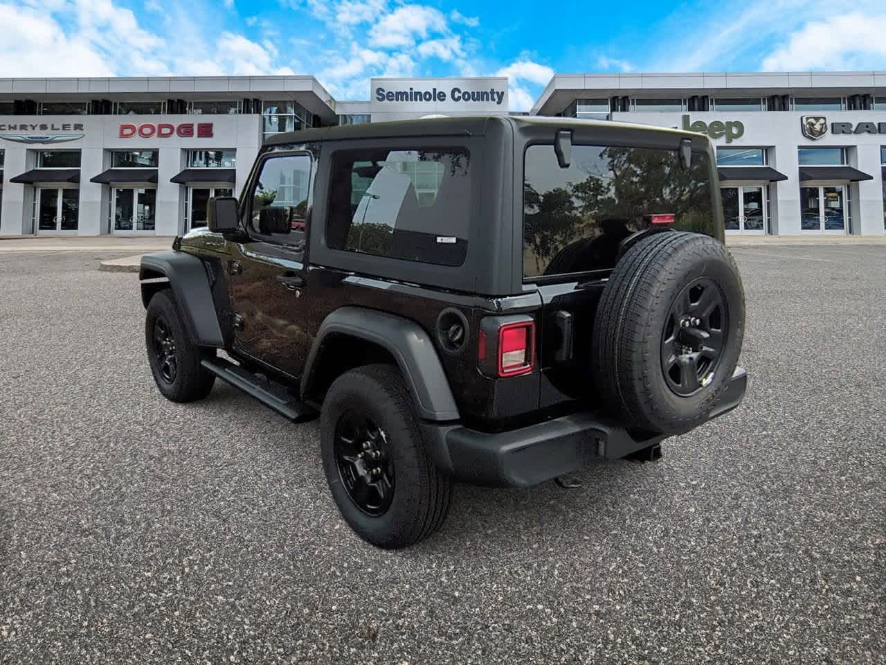 Thumbnail: 2025 Jeep Wrangler - 6