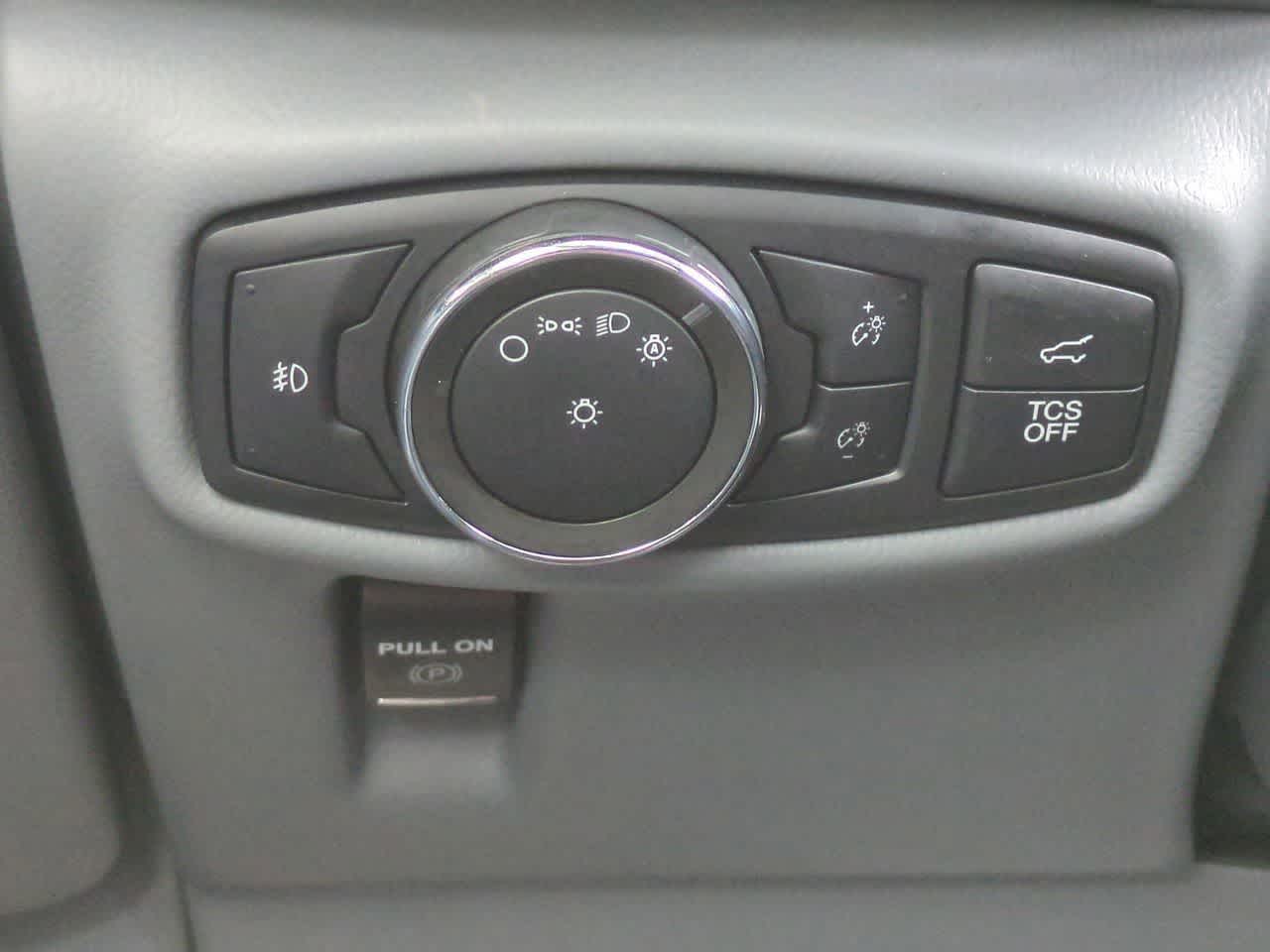 Thumbnail: 2020 Lincoln Nautilus - 18