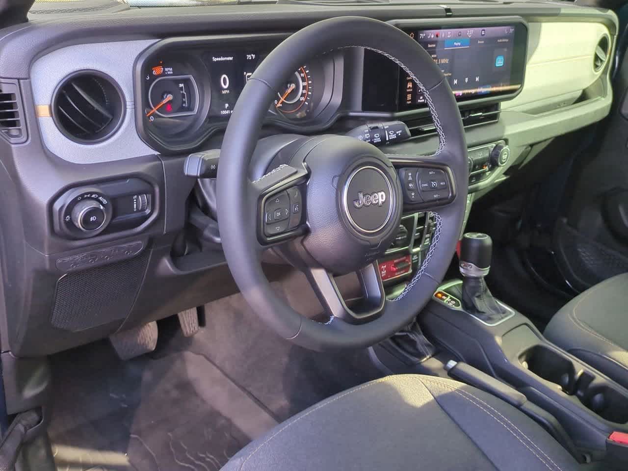 Thumbnail: 2025 Jeep Wrangler - 10