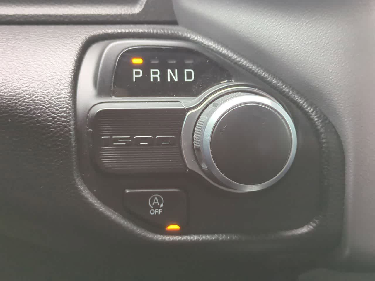 Thumbnail: 2024 RAM 1500 - 32