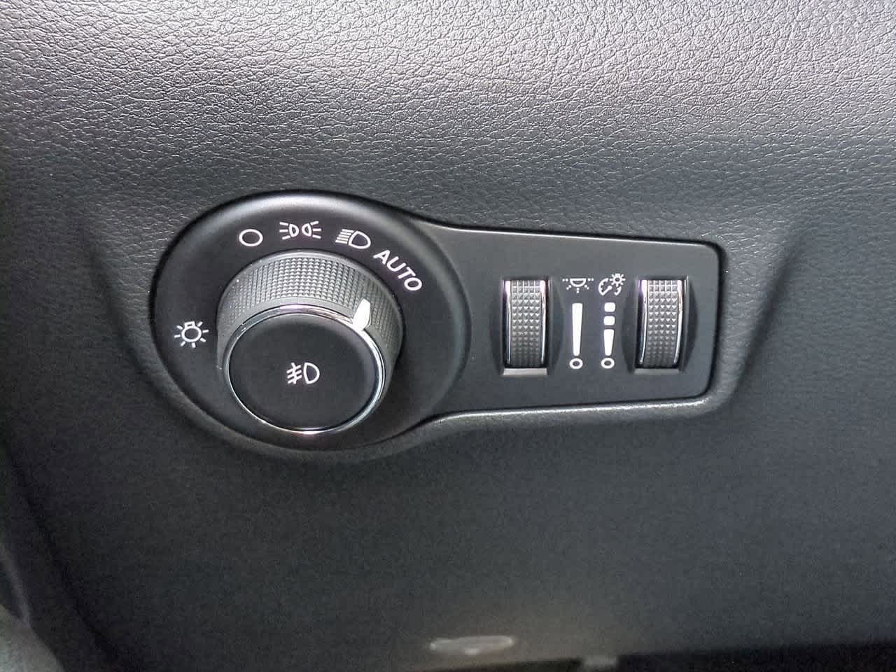 Thumbnail: 2026 Jeep Compass - 18