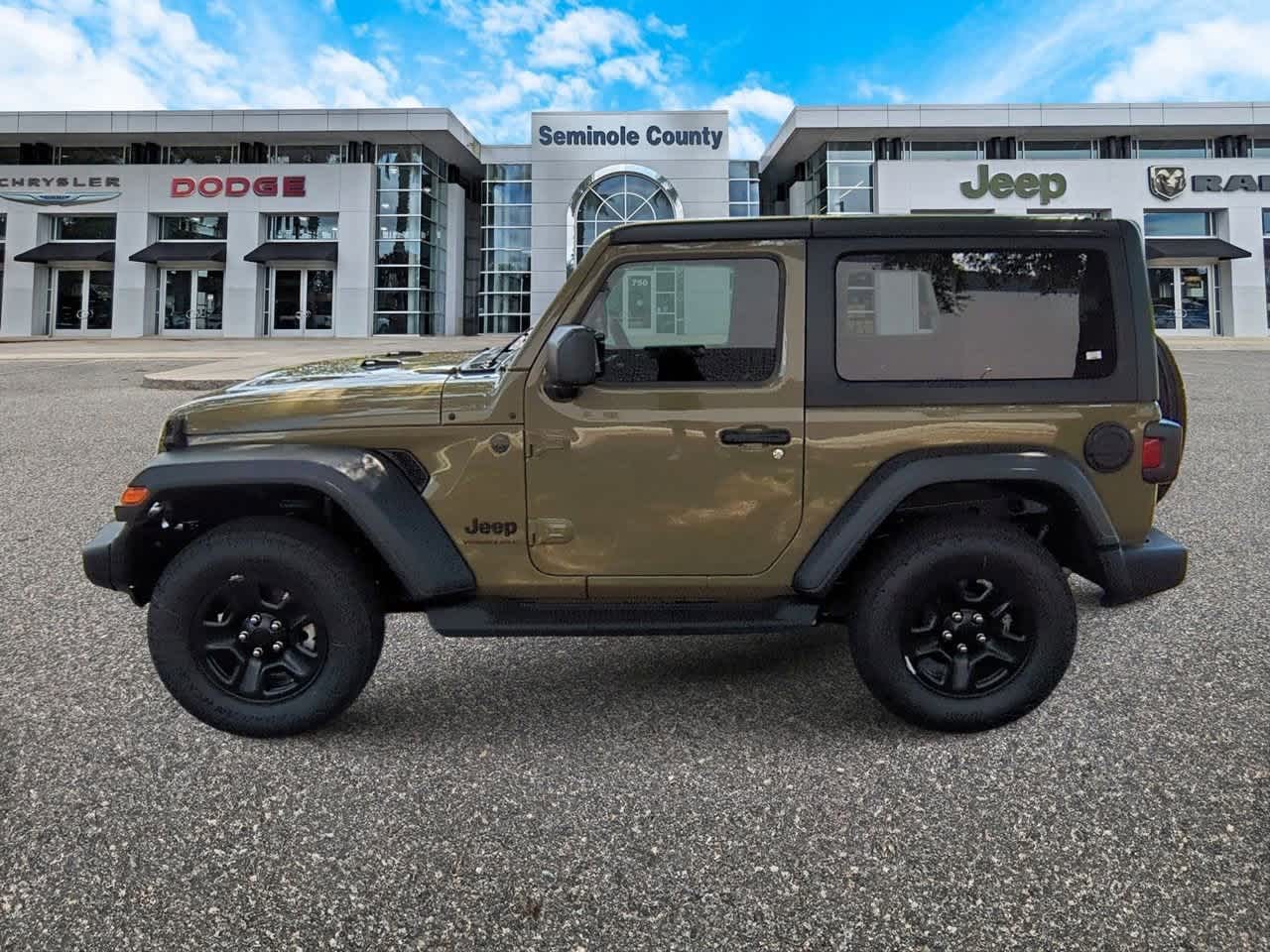 Thumbnail: 2025 Jeep Wrangler - 5