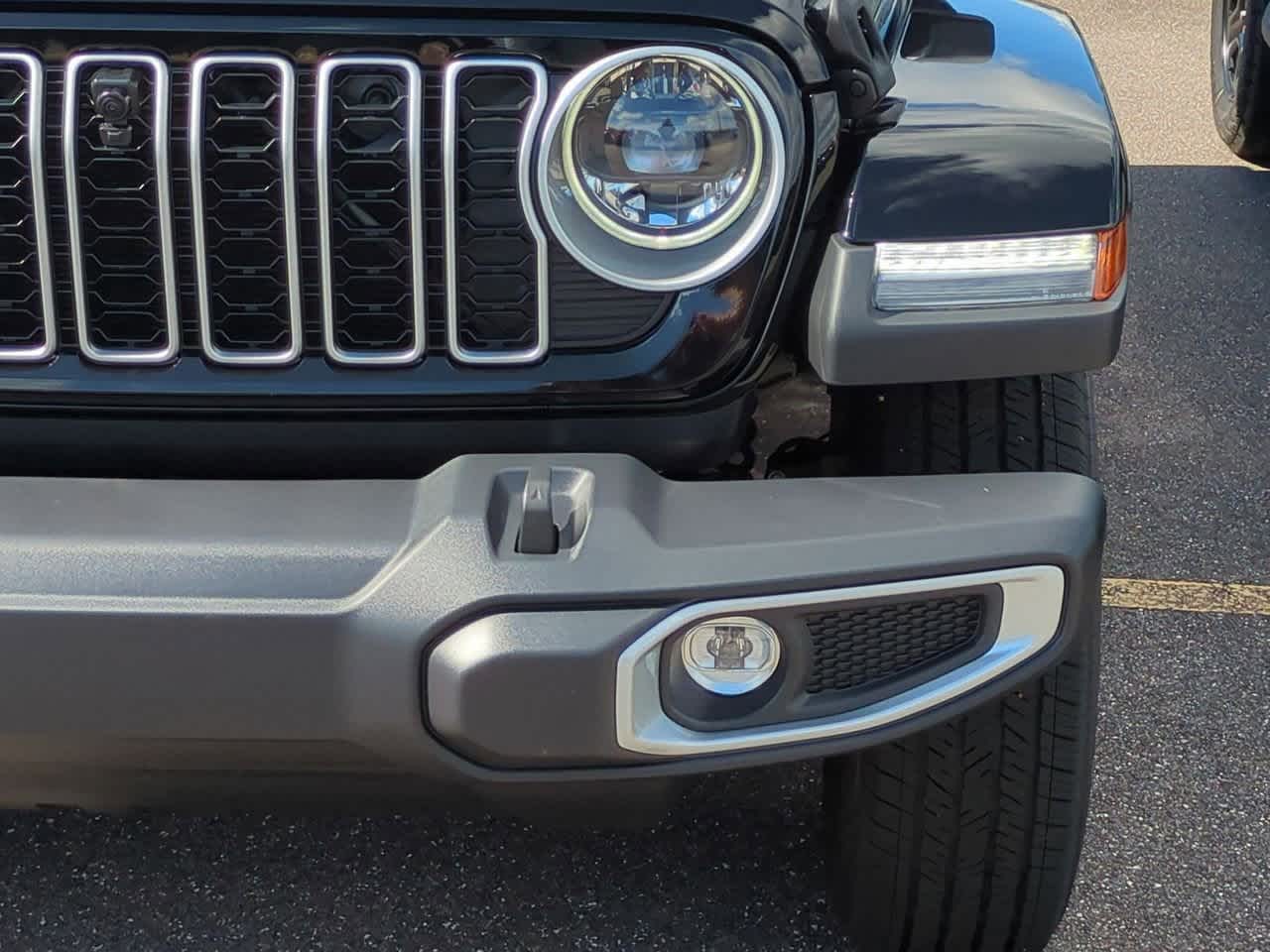 Thumbnail: 2025 Jeep Wrangler - 11