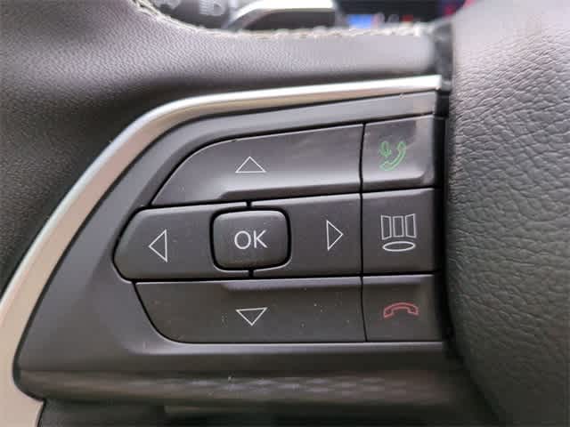 2025 Jeep Grand Cherokee Laredo 23