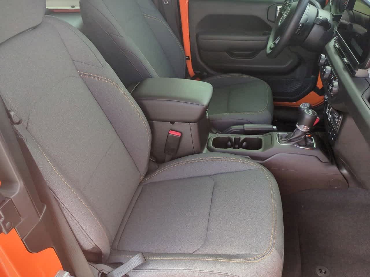 Thumbnail: 2025 Jeep Wrangler - 21