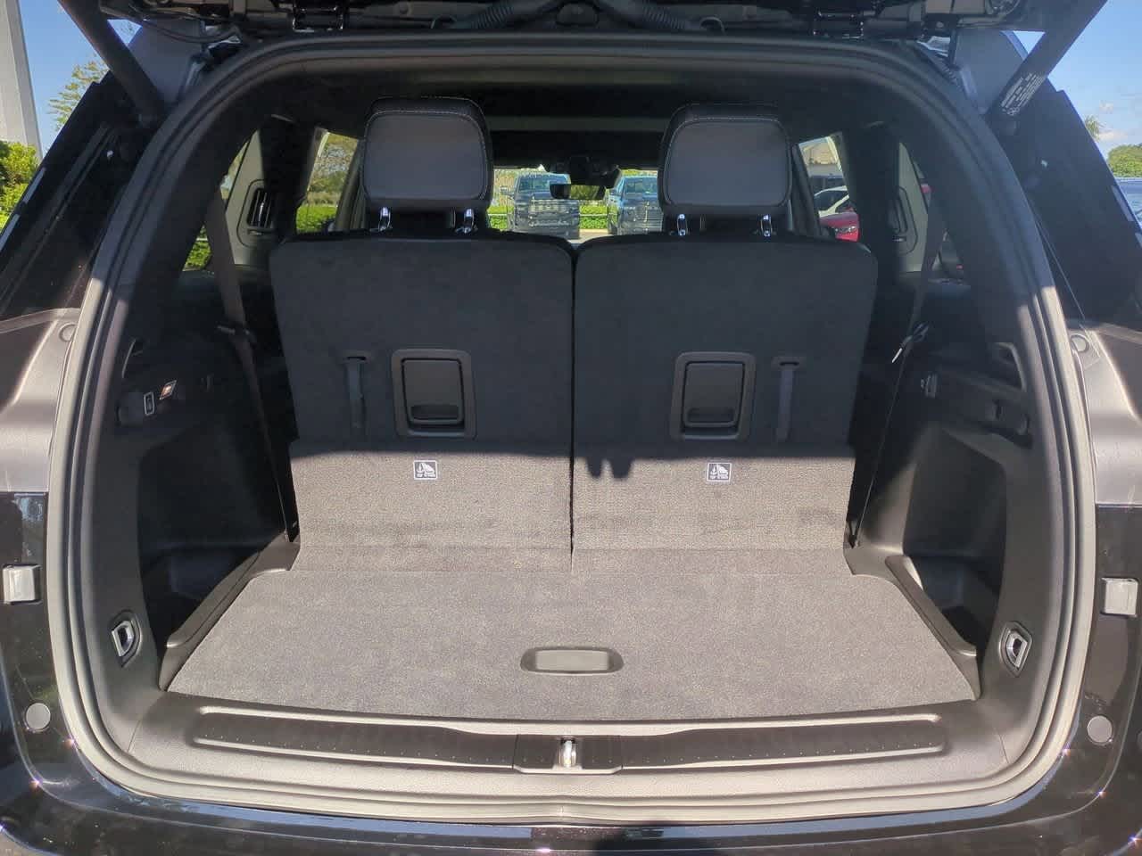 Thumbnail: 2025 Jeep Grand Cherokee L - 35