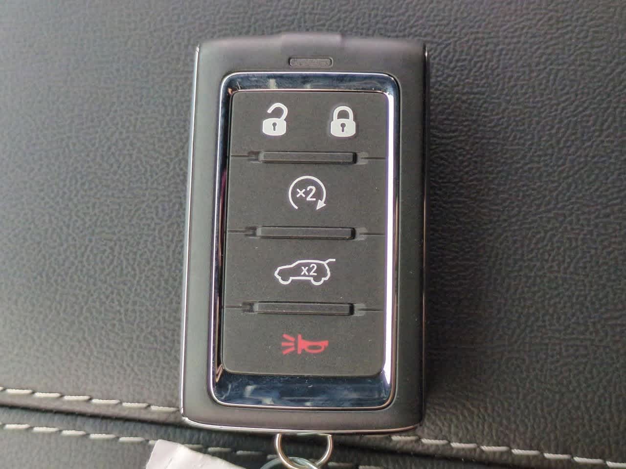 Thumbnail: 2025 Jeep Grand Cherokee - 36