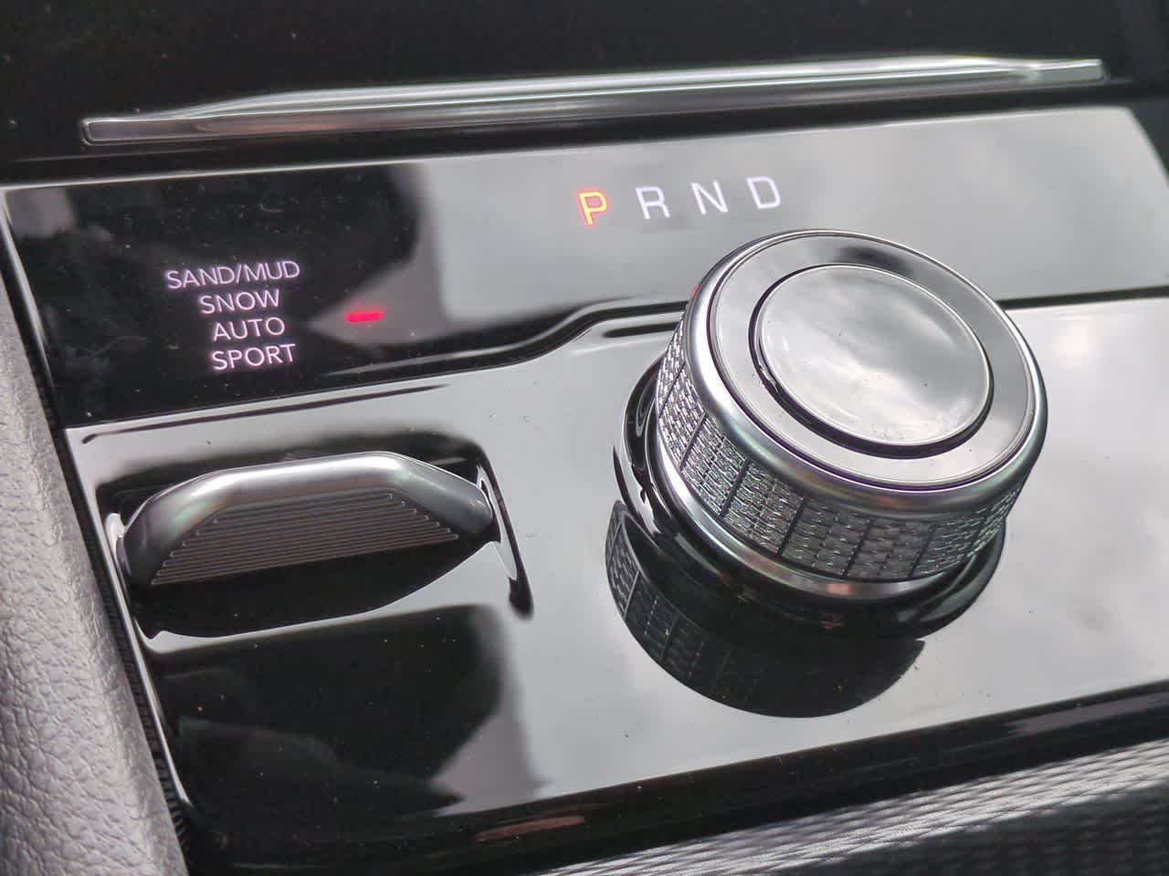 Thumbnail: 2026 Jeep Grand Cherokee - 34