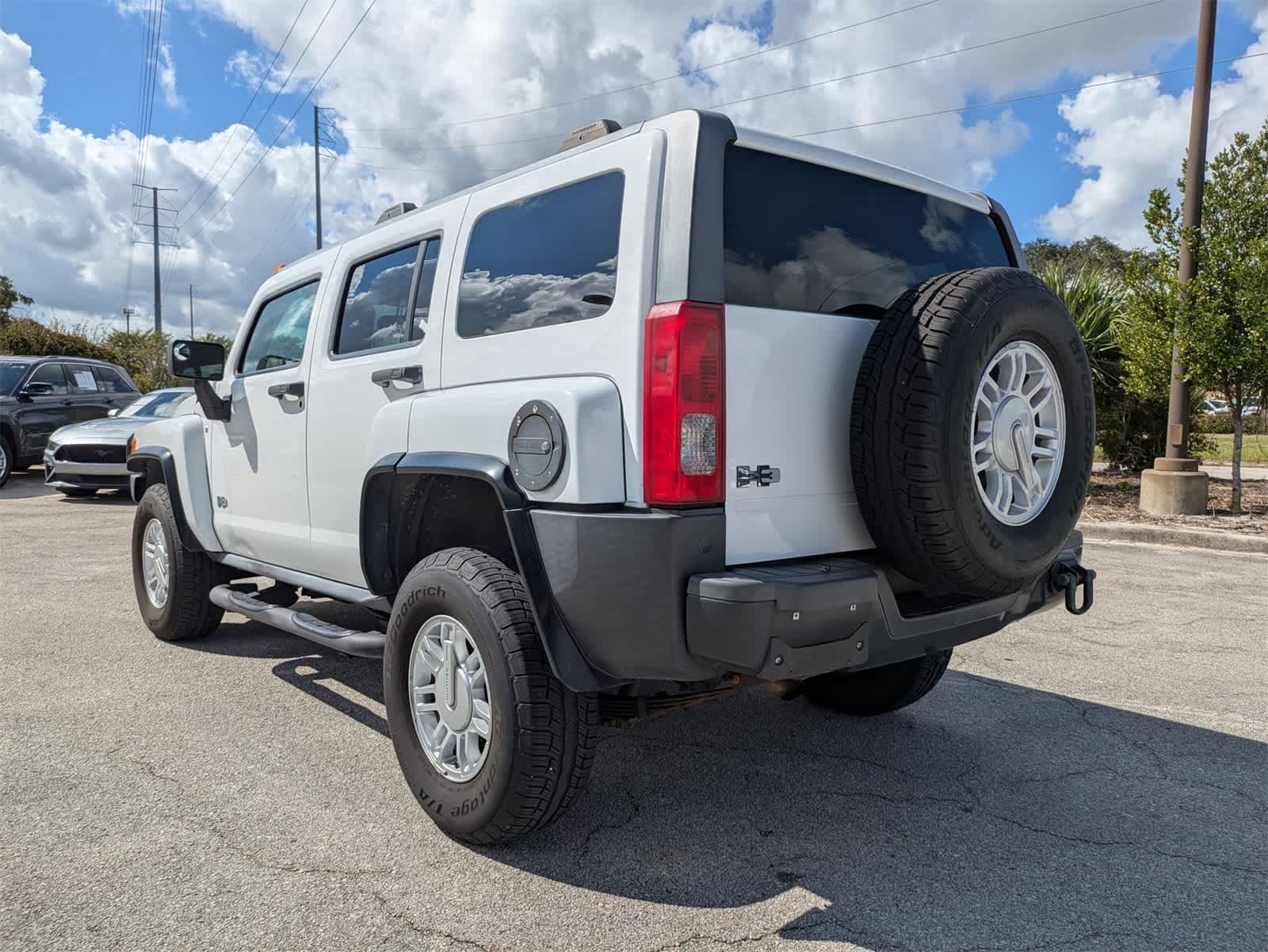 Thumbnail: 2009 Hummer H3 - 6