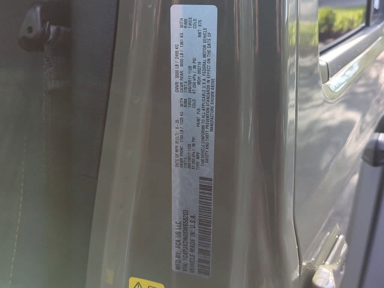 Thumbnail: 2025 Jeep Wrangler - 37