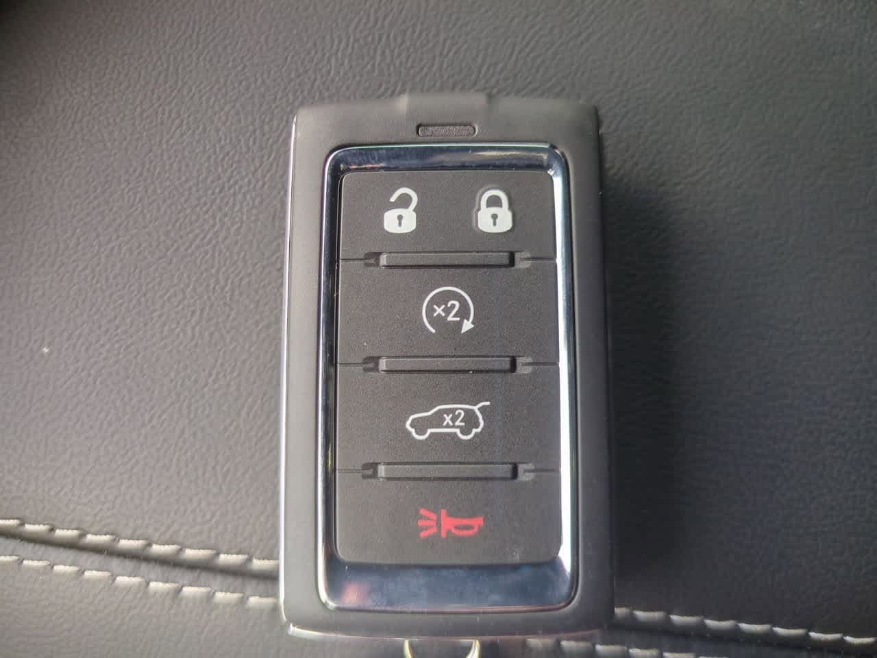 Thumbnail: 2025 Jeep Grand Cherokee - 34