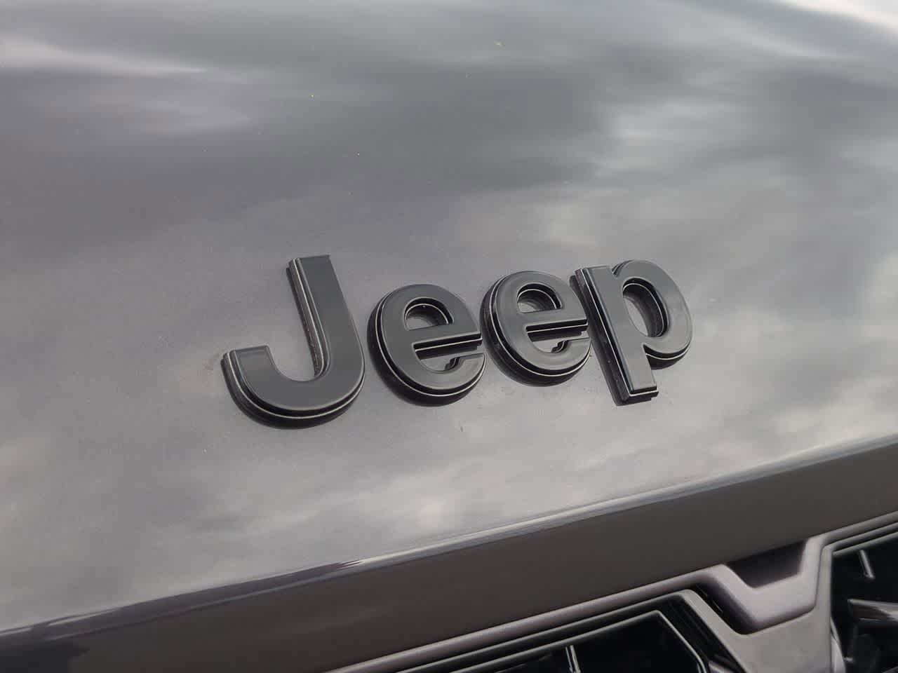 Thumbnail: 2026 Jeep Grand Cherokee - 12