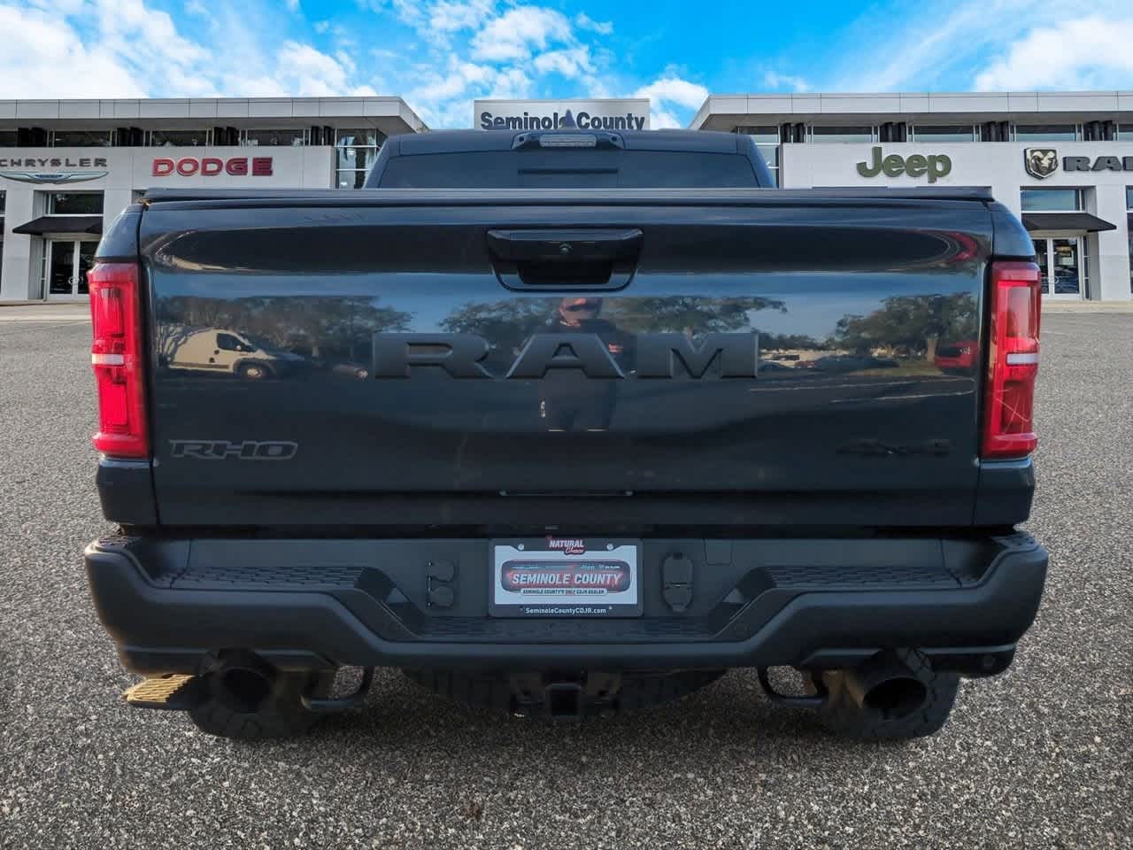 Thumbnail: 2025 RAM 1500 - 7