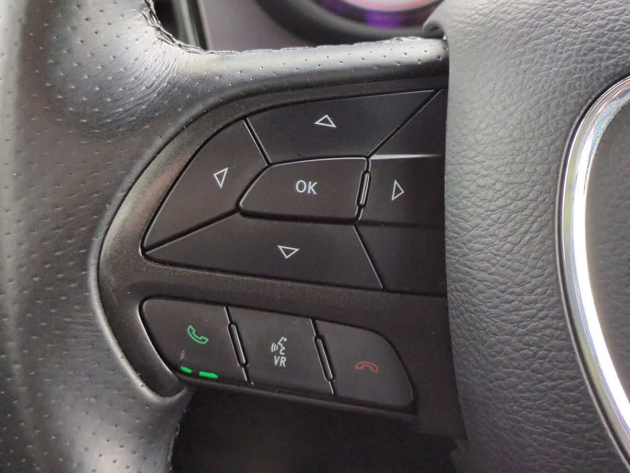 Thumbnail: 2017 Dodge Challenger - 23