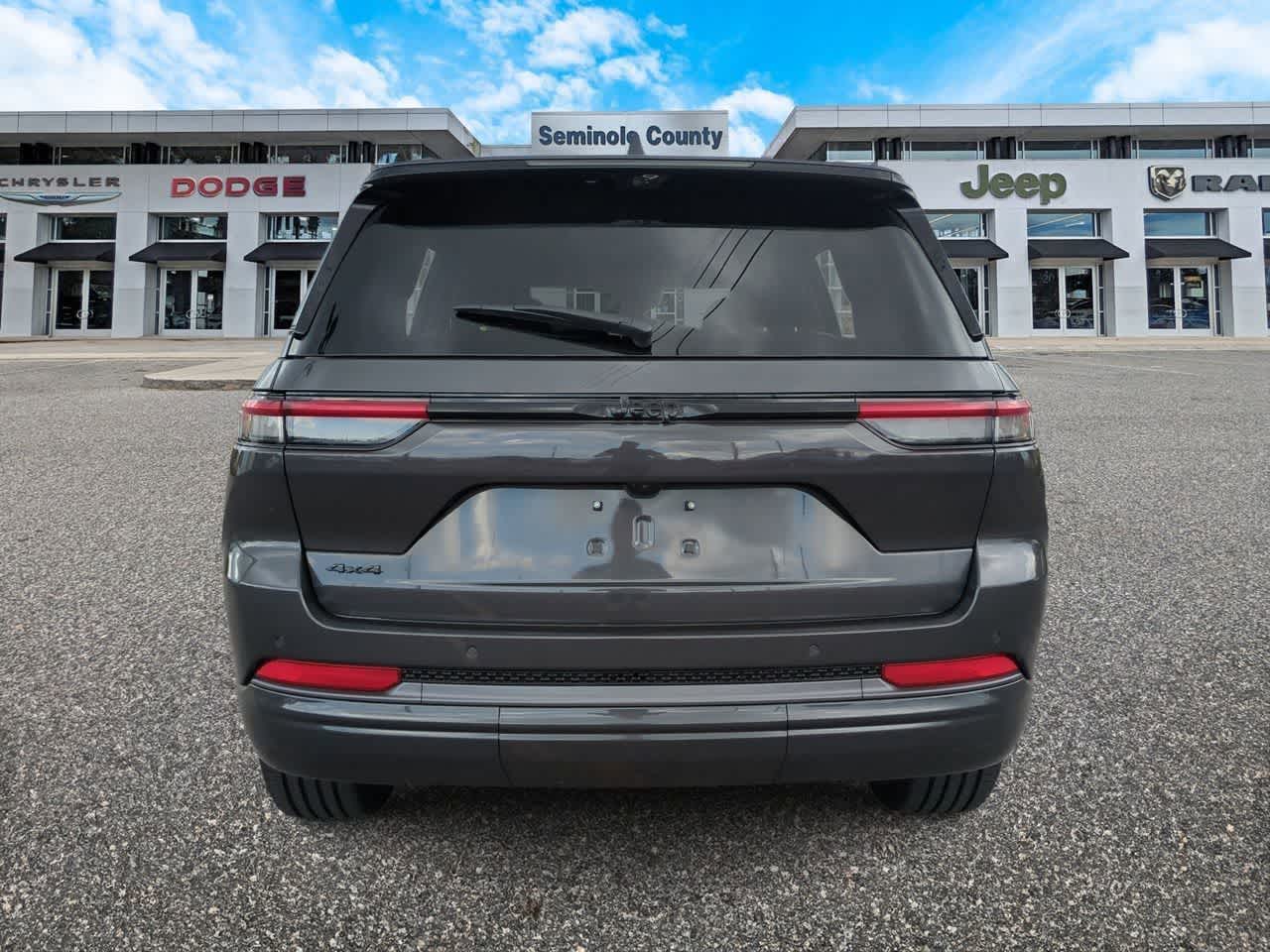 Thumbnail: 2026 Jeep Grand Cherokee - 7
