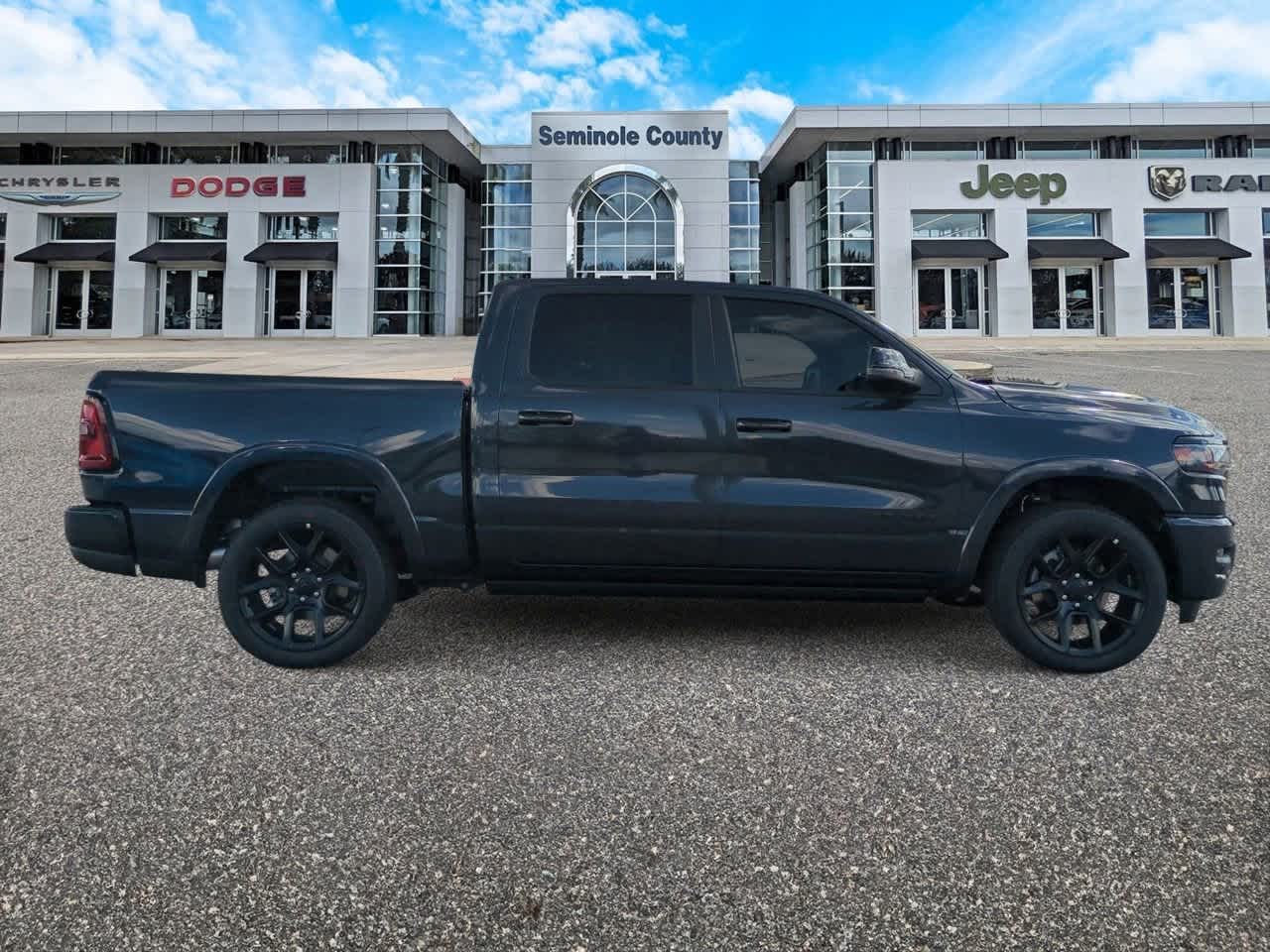 Thumbnail: 2026 RAM 1500 - 9