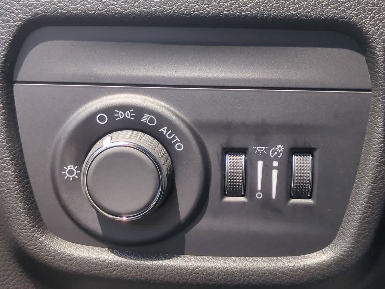 Thumbnail: 2025 Jeep Grand Cherokee - 18