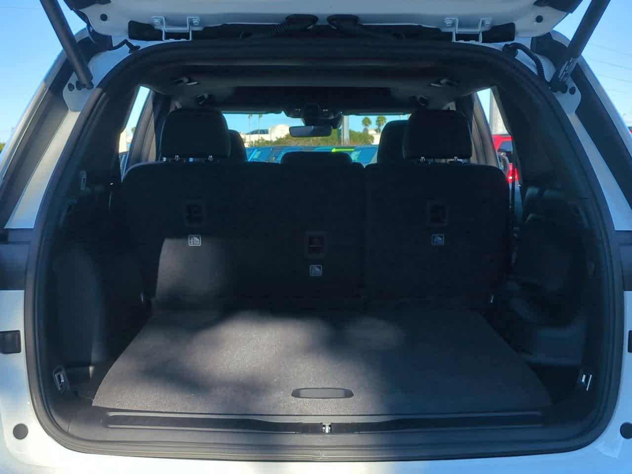 Thumbnail: 2025 Jeep Grand Cherokee - 35