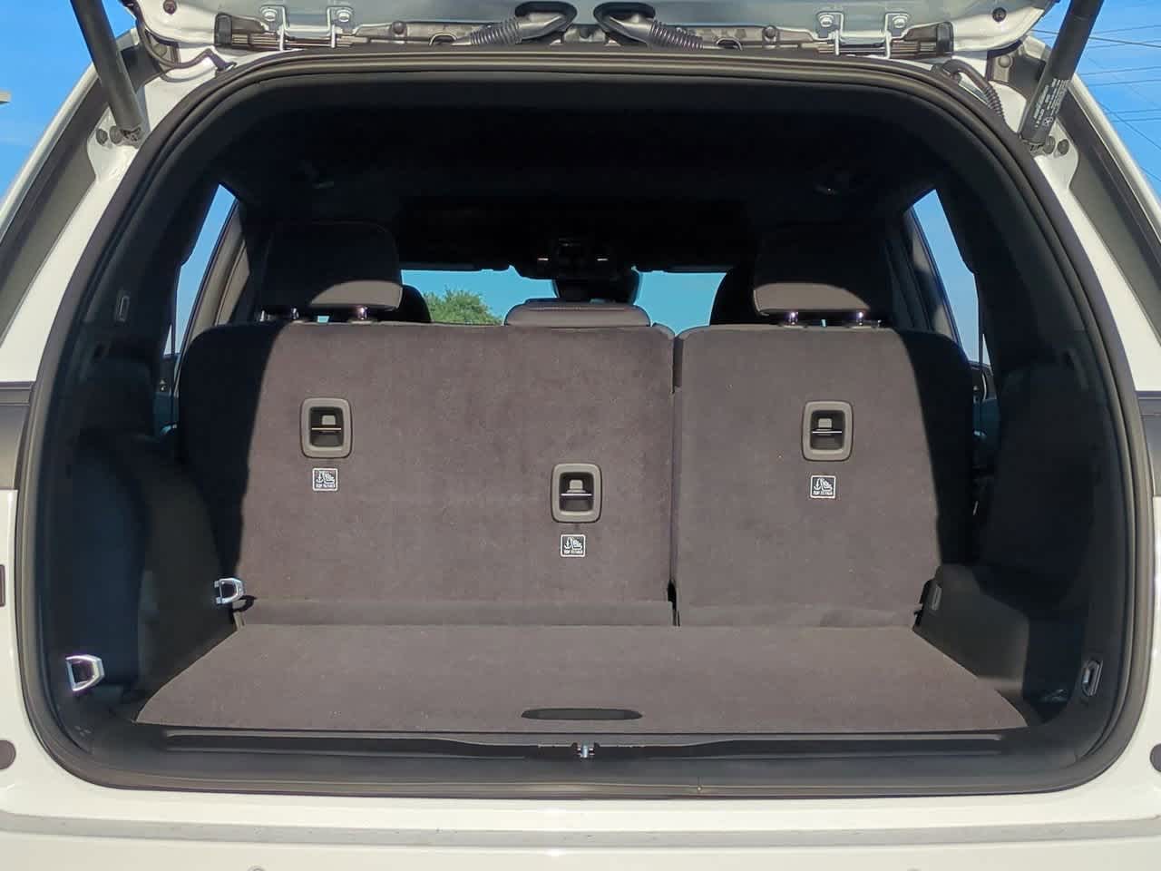 Thumbnail: 2025 Jeep Grand Cherokee - 35