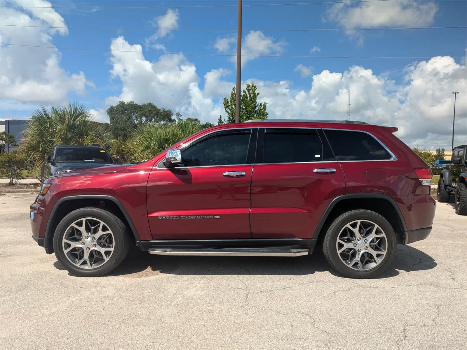 Thumbnail: 2022 Jeep Grand Cherokee - 5
