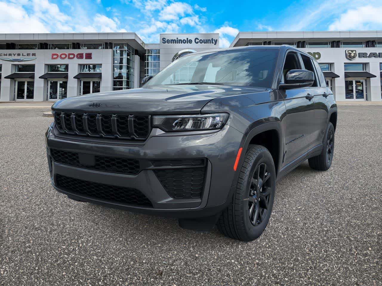 Thumbnail: 2026 Jeep Grand Cherokee - 4