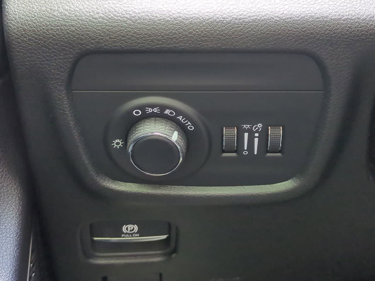 Thumbnail: 2026 Jeep Grand Cherokee - 18