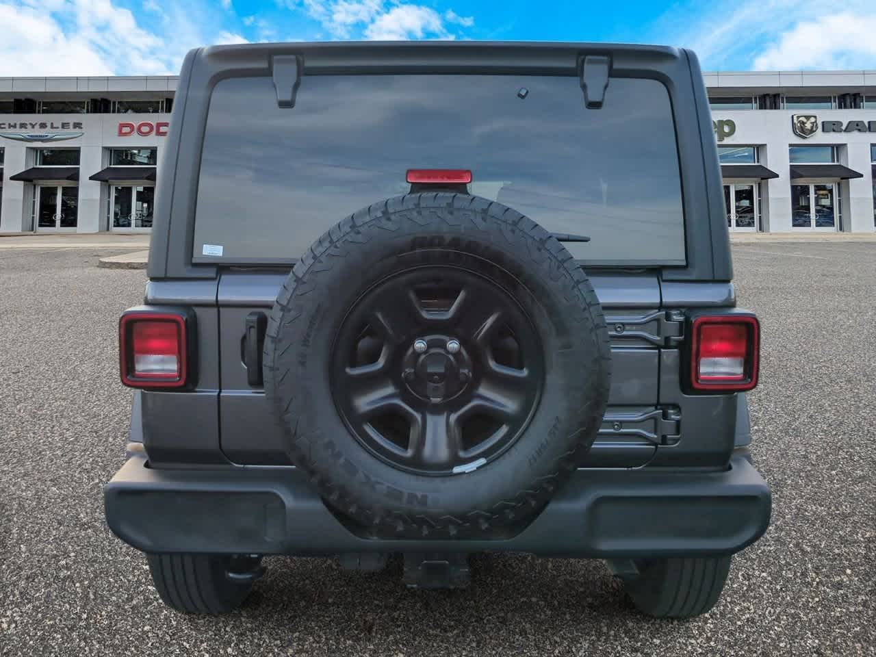 Thumbnail: 2025 Jeep Wrangler - 7