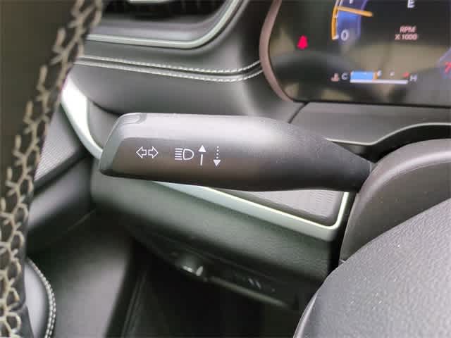 2025 Jeep Grand Cherokee Laredo 26