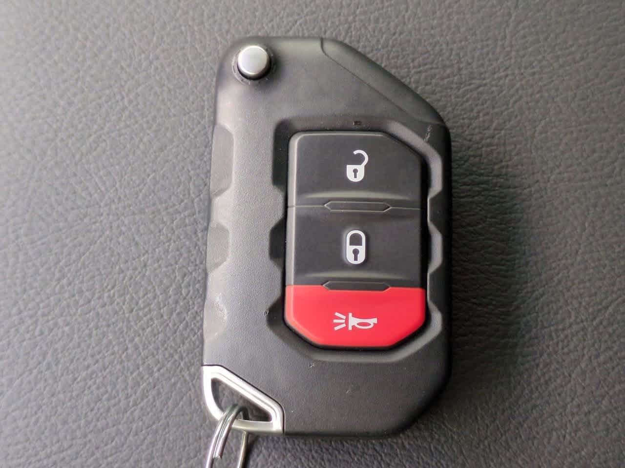 Thumbnail: 2025 Jeep Wrangler - 36