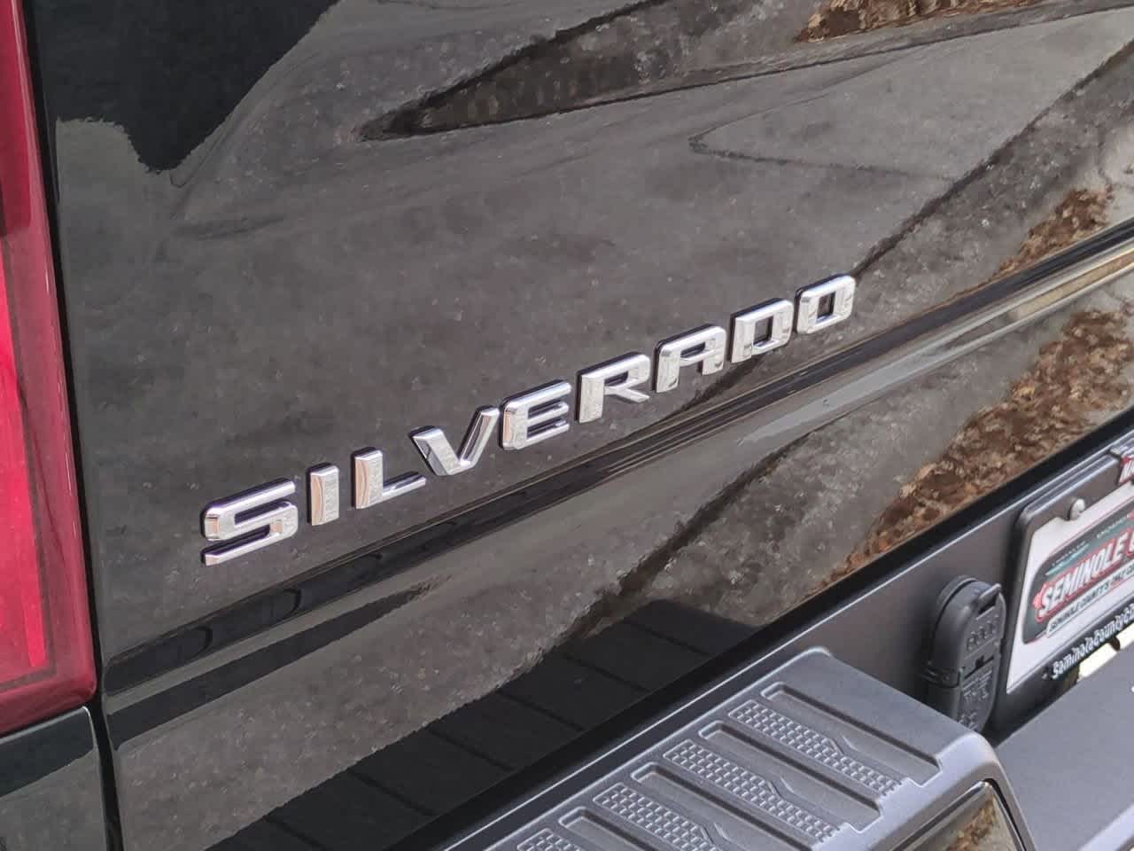 2025 Chevrolet Silverado 1500  13